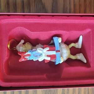 NWT -- LENOX Dr. Seuss "Grinch with all the Gifts" Holiday Christmas Ornament